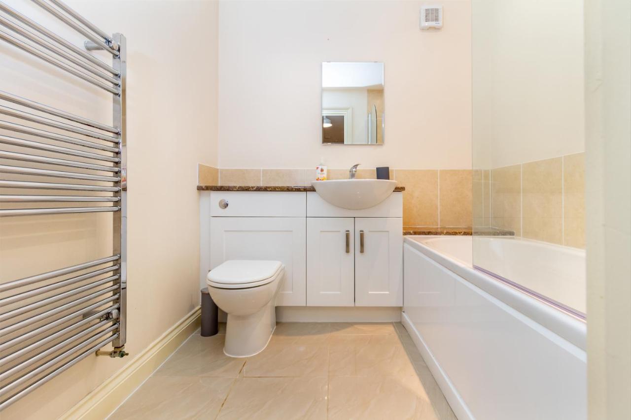 Host & Stay - Hillbrook House Apartment Great Malvern Extérieur photo
